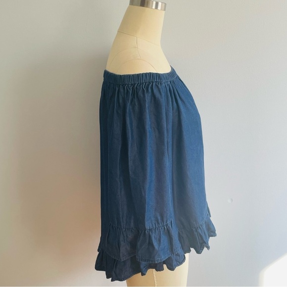 Jane and Delancey Chambray Off The Shoulder Denim Top- Size Large - Picture 3 of 8